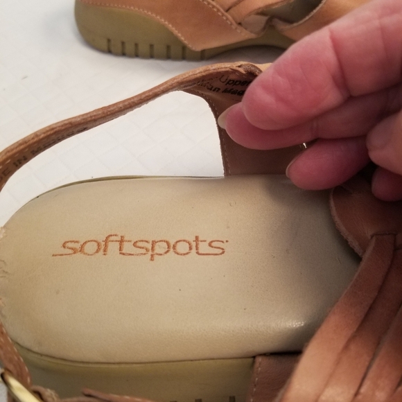 Soft Spots 100% Leather Sandals Size 7W Tan See Photos - Picture 2 of 9